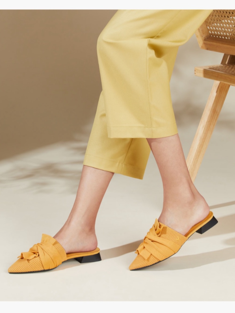 Vivaia Yaffa Pointed-Toe Knot Sandals Mustard 36 Classic Feminine Travel Casual